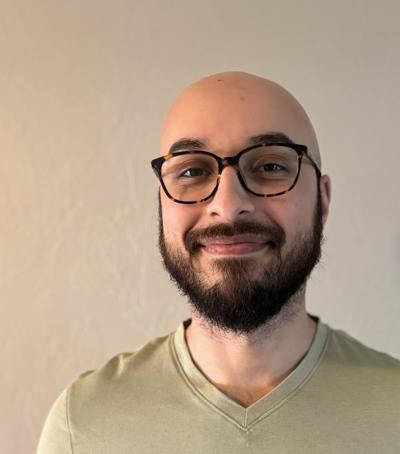 Michael De Santi, photo 1