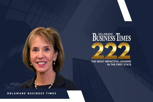 Katherine Lyons, photo 1