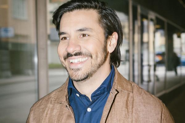 Mikael Hussain, photo 1