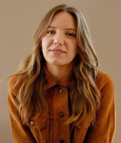 Courtney Mitchell, photo 2