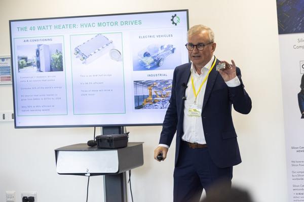 Clara McBane, photo 2