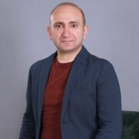 Ara Mkhoyan, photo 2