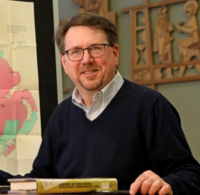 Timothy Ireland, photo 1