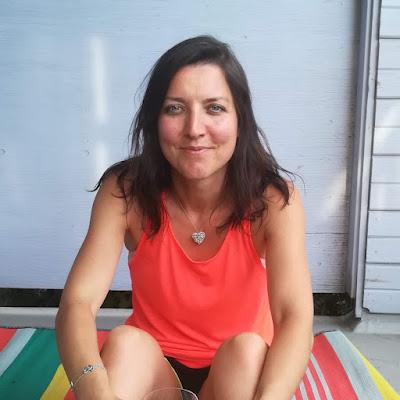 Michelle Caira, photo 1