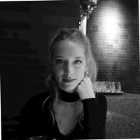 Emily Levine, photo 2