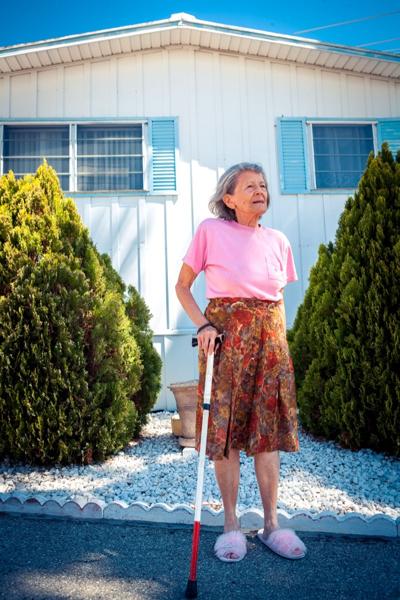 Denise Crew, photo 2