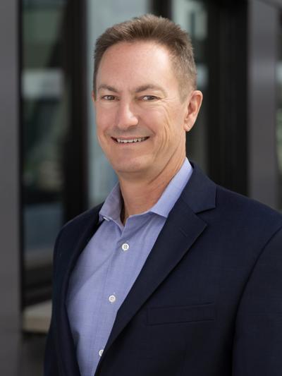 Nick Simpson, photo 2