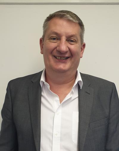 Mark Youngs, photo 1