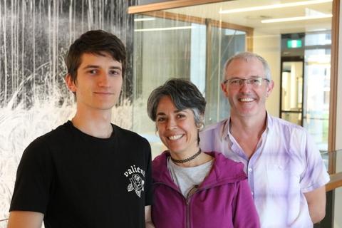 Oliver Skinner, photo 2