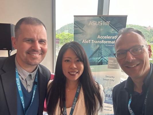 Oliver Kiefer, photo 2