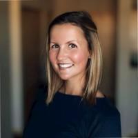 Olivia Simons, photo 1