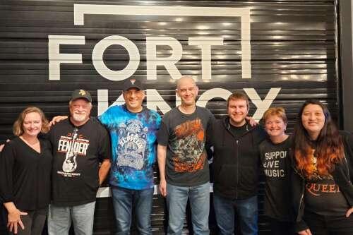 Rob Pacholek, photo 2