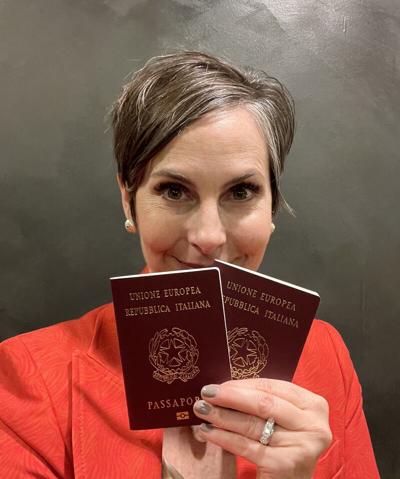 Adrienne Thompson, photo 1