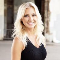 Christen Mitchell, photo 2