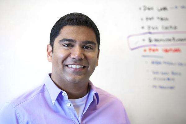 Tom Alexander, photo 1