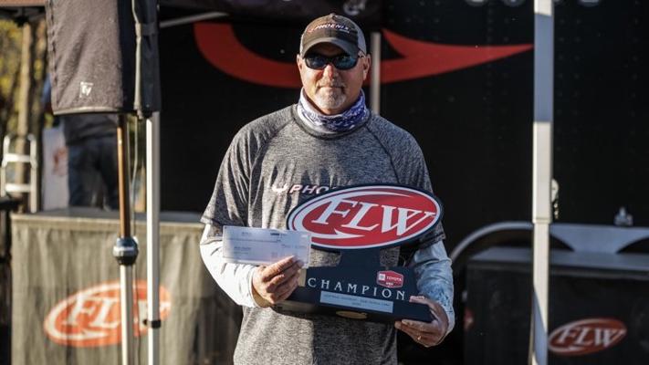 Trever Hixson, photo 1