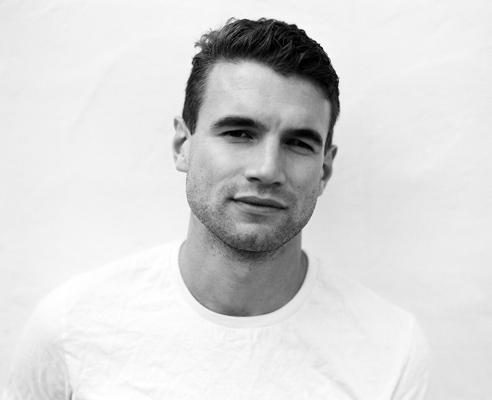 Alex Russell, photo 2