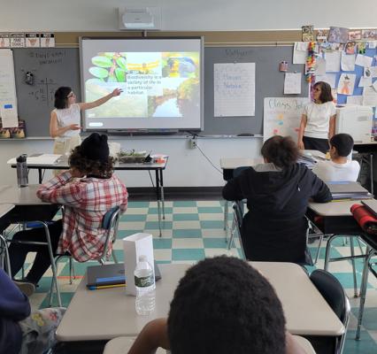 Chelsea Eells, photo 1