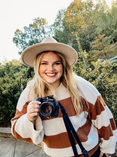 Anna Petitt, photo 1