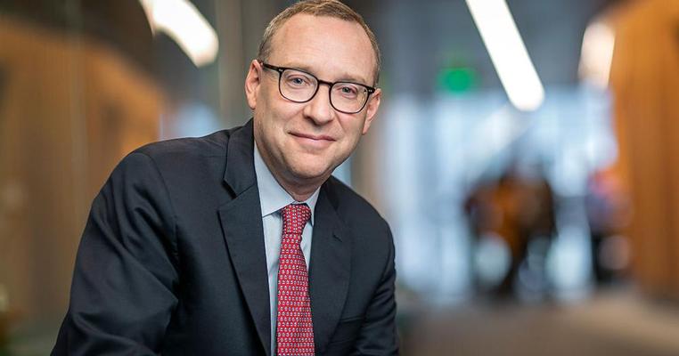 Michael Queally, photo 1