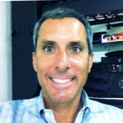 Michael Oleata, photo 2