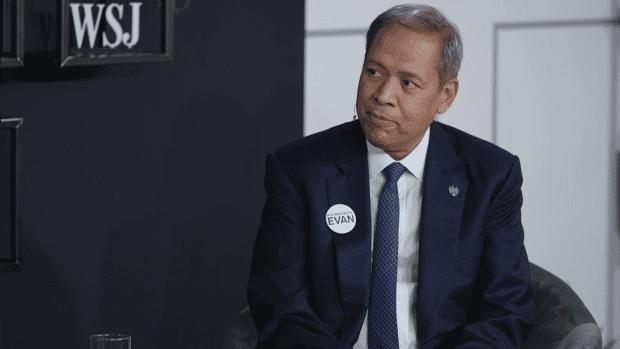 P. Forrester, photo 1