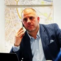 Oliver Smart, photo 2