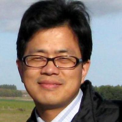 Yu Deng, photo 2