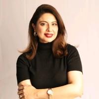 Sidra Iqbal, photo 2