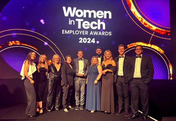 Jenny Devine, photo 2