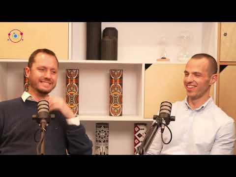 James Saunders, photo 1