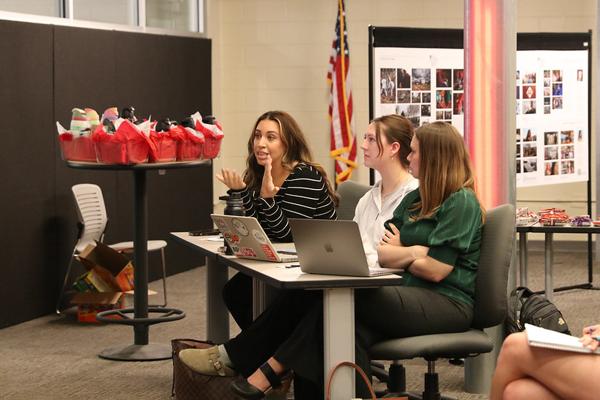 Tracey Grady, photo 1