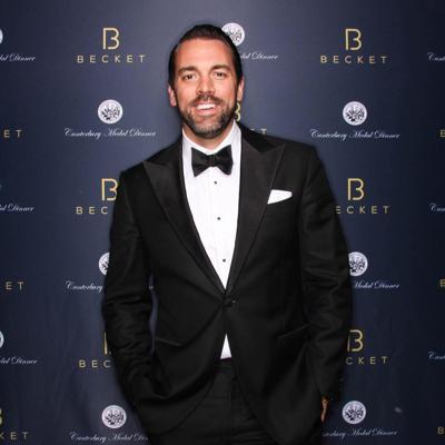 Sean O'Hare, photo 1