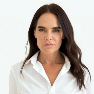 Adrienne Arieff, photo 2