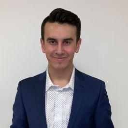 Oskar Urquizo, photo 1