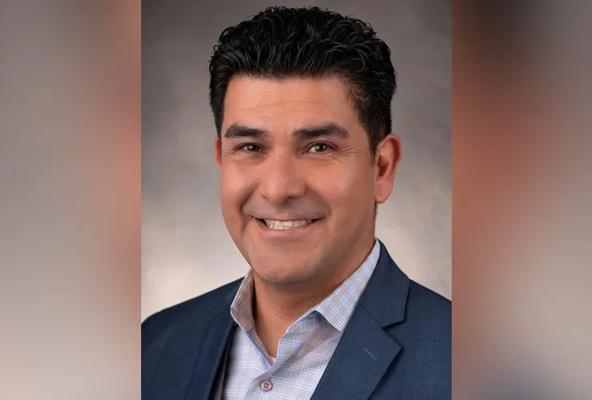 Adam Schessel, photo 2