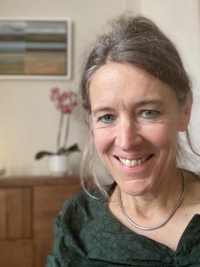 Fiona Walker, photo 1