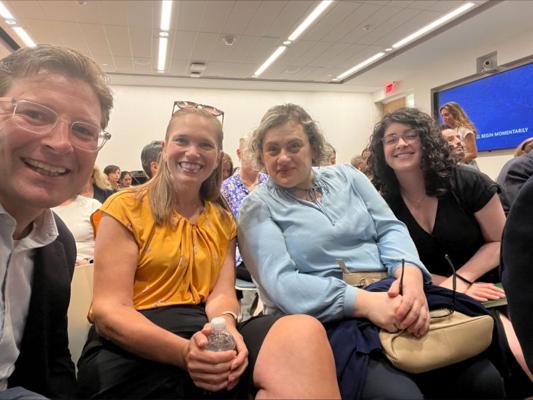 Corinna Lawrence, photo 1