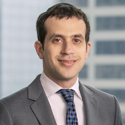 Zack Looman, photo 2