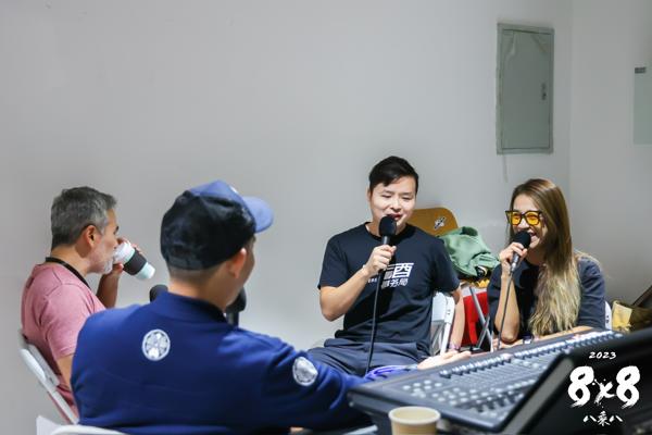 Simon Zhang, photo 1