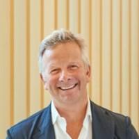 Holly Jerrom, photo 1