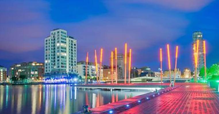 Gillian Lawless, photo 1