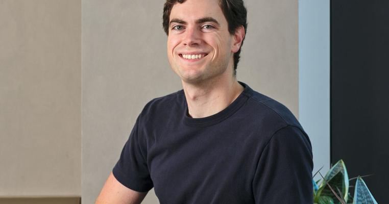 John Diorio, photo 1