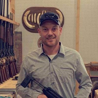 Derek Pettus, photo 2