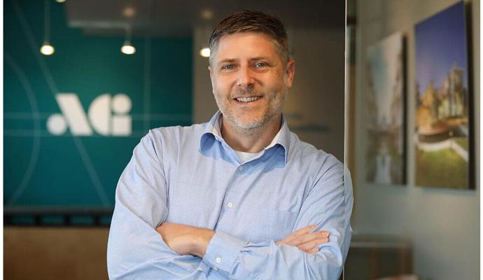 Michael Miller, photo 1