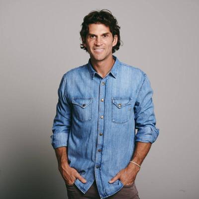 Miles Adcox, photo 1