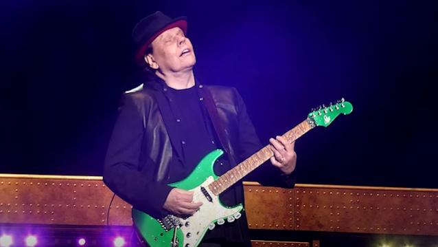 James Yeast, photo 1