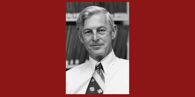 Robert White, photo 1