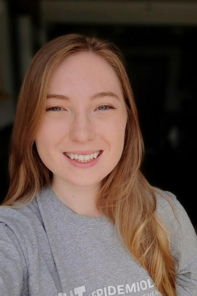 Sara Yarbrough, photo 2