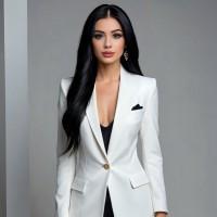 Danielle Maybach, photo 2